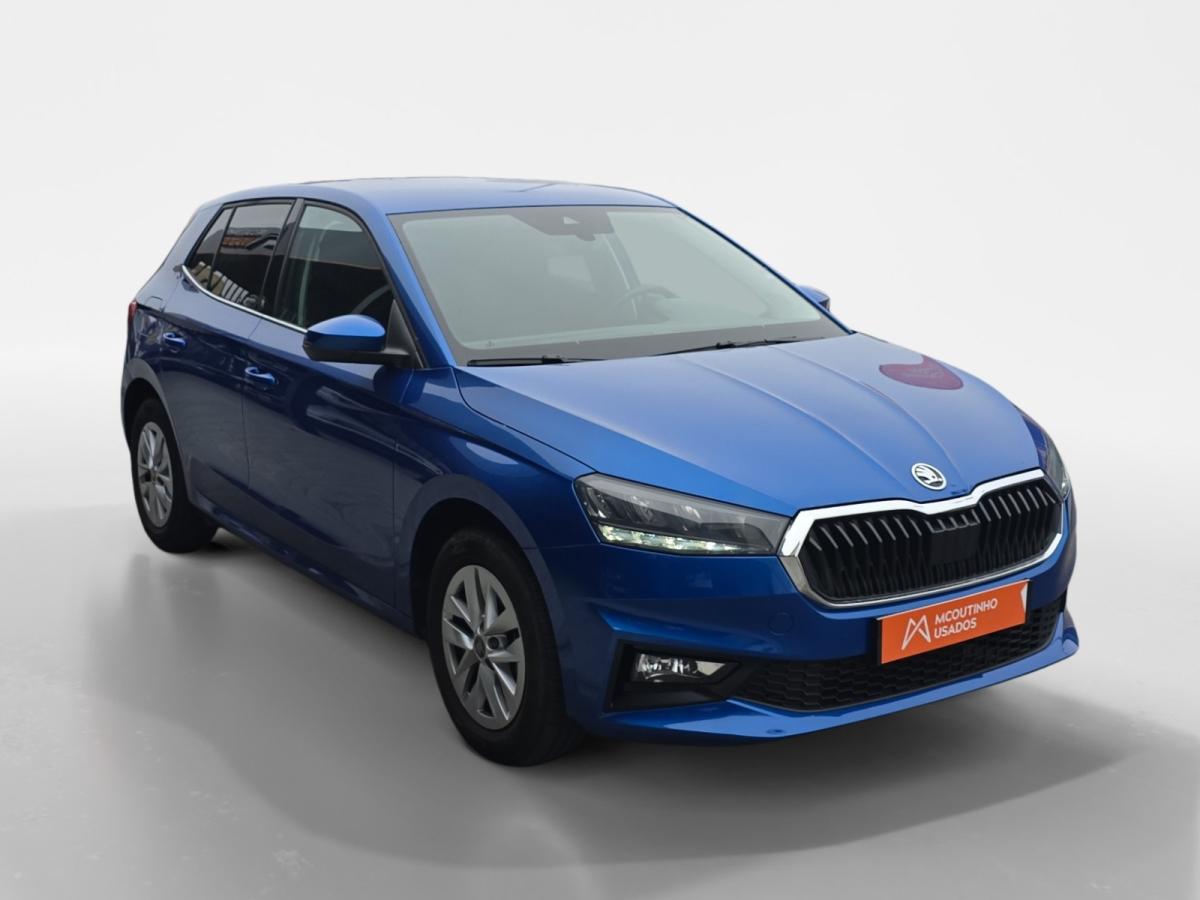 skoda-fabia-2025-gasolina-999cc
