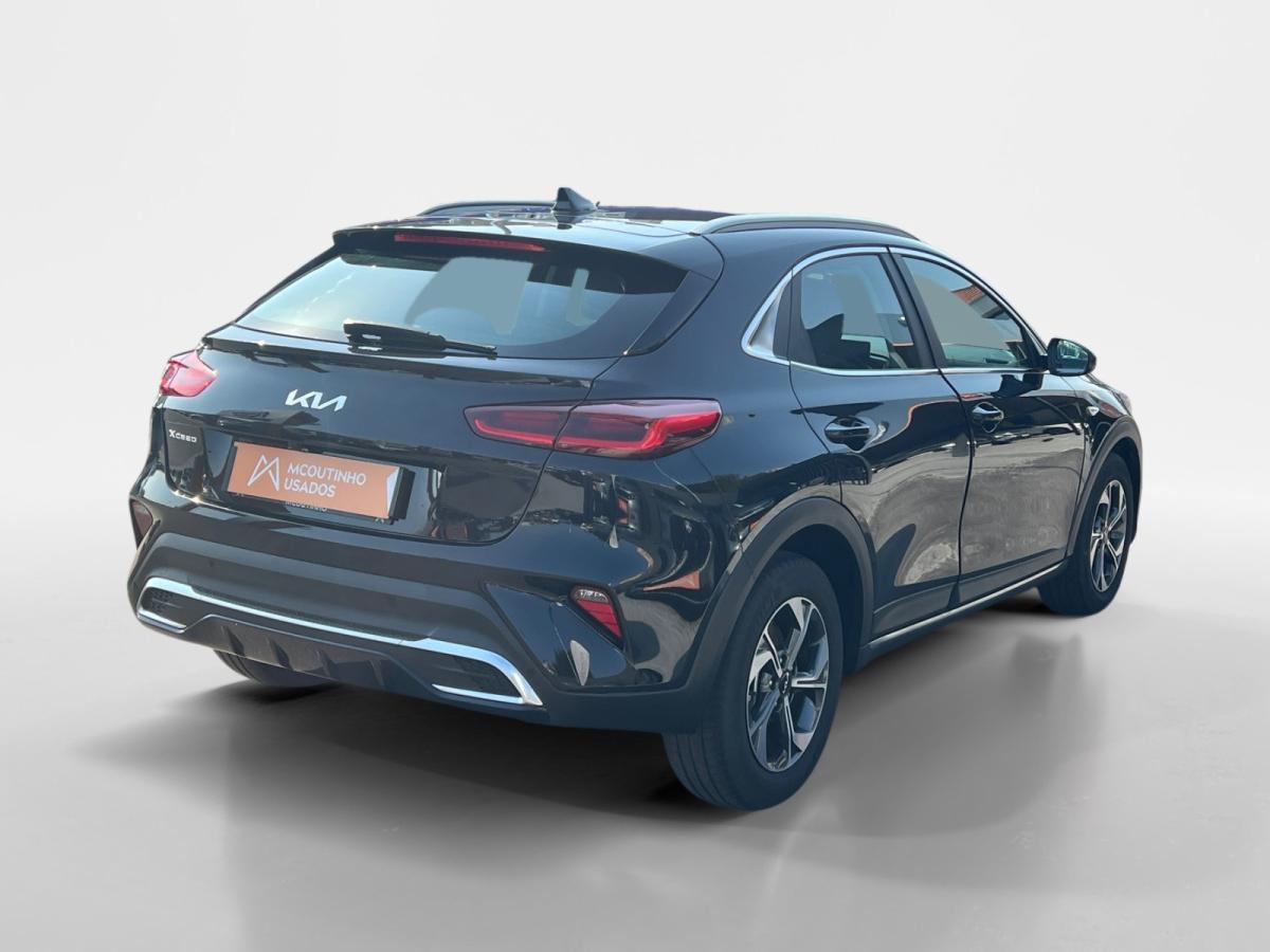 kia-xceed-2025-gasolina-998cc