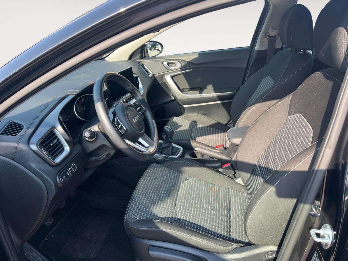kia-xceed-2025-gasolina-998cc
