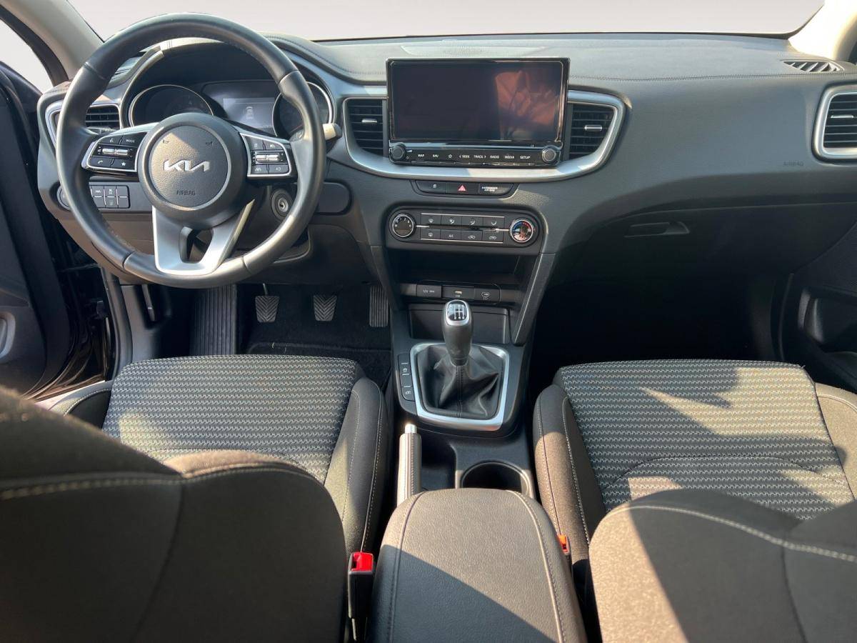 kia-xceed-2025-gasolina-998cc