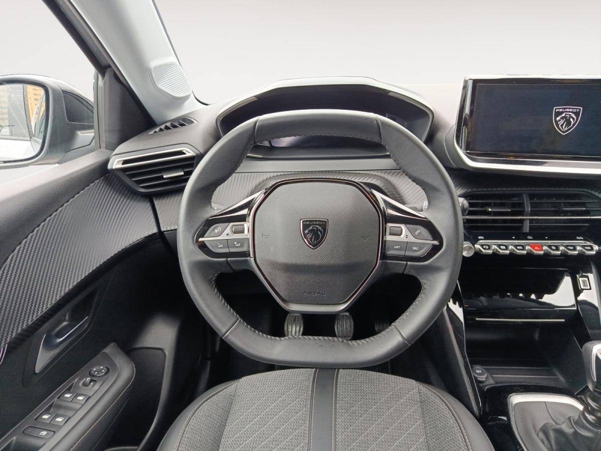 peugeot-208-2025-gasolina-1199cc