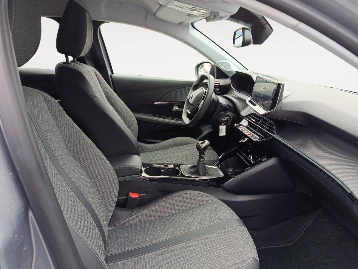 peugeot-208-2025-gasolina-1199cc