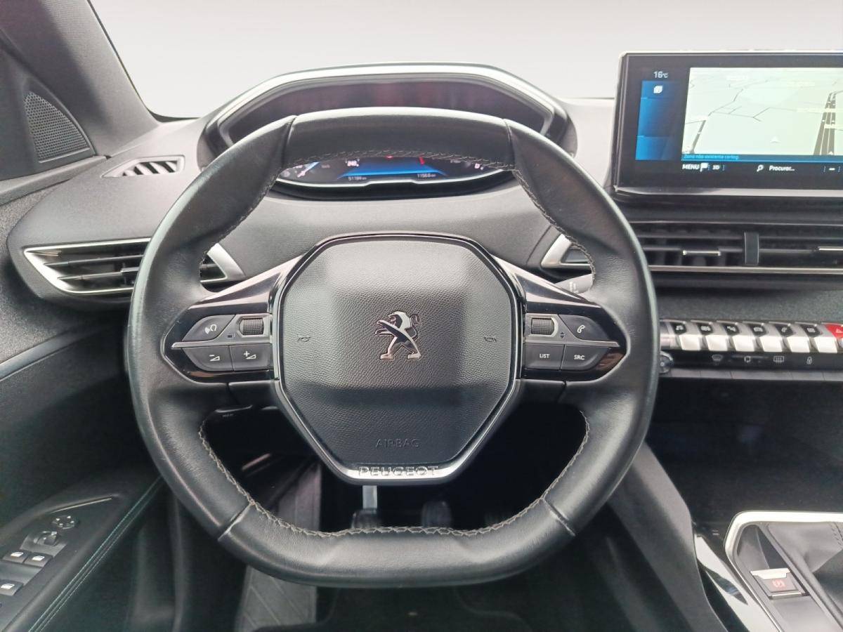peugeot-5008-2023-gasolina-1199cc