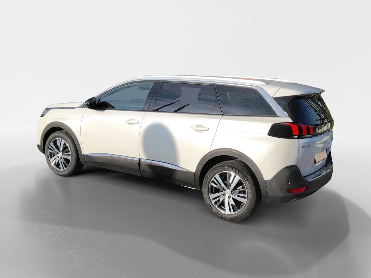 peugeot-5008-2023-diesel-1499cc