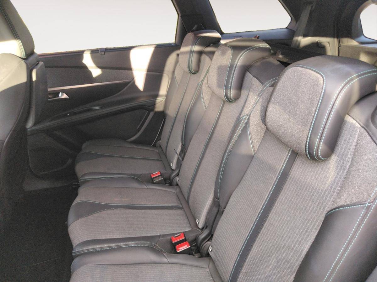 peugeot-5008-2023-diesel-1499cc
