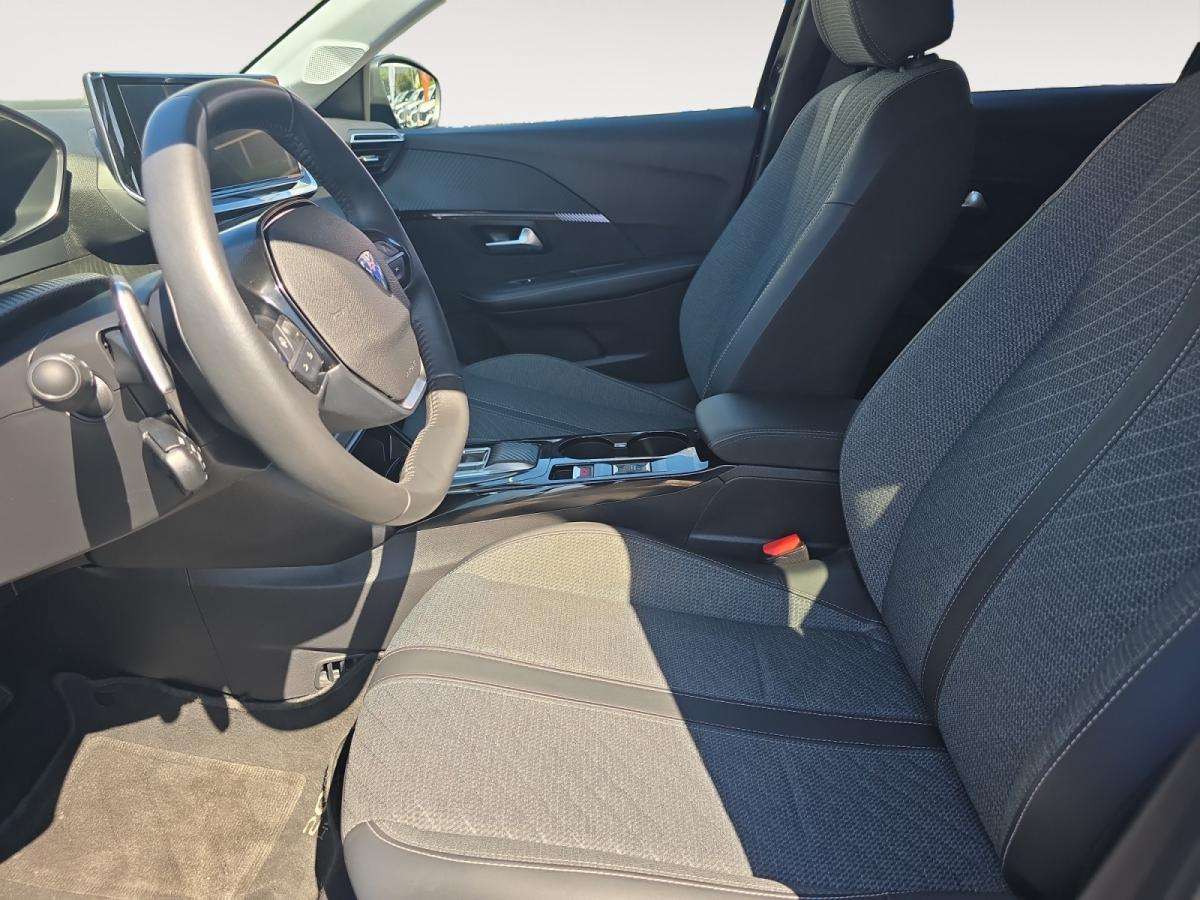 peugeot-208-2025-hibrido-a-gasolina-1199cc