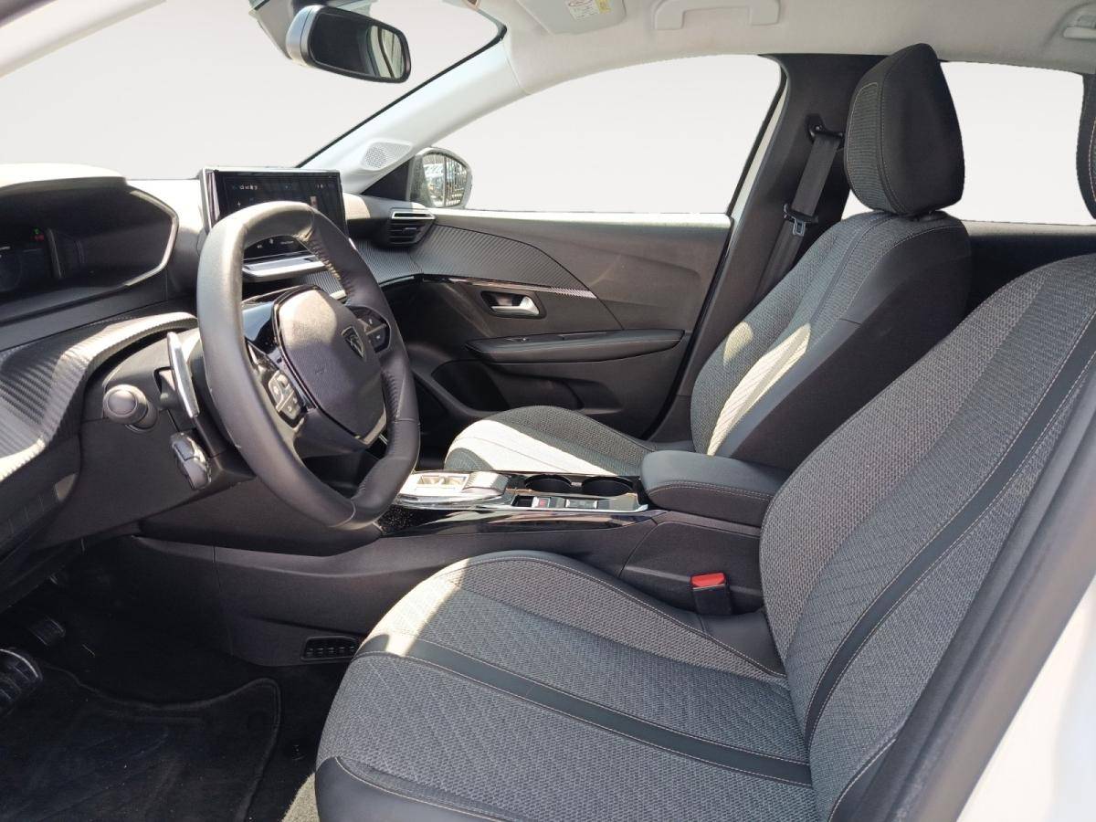 peugeot-208-2025-gasolina-1199cc
