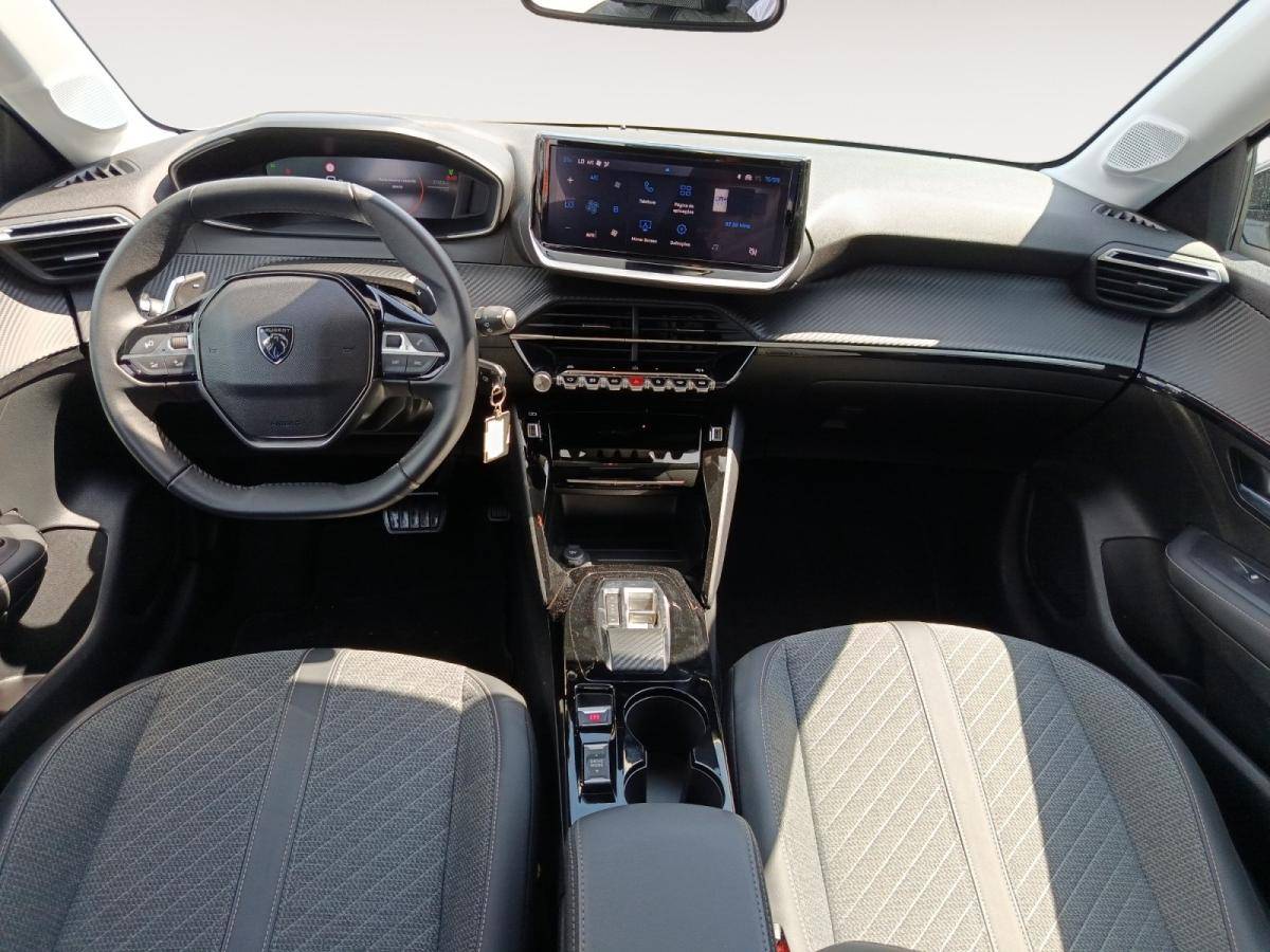 peugeot-208-2025-gasolina-1199cc