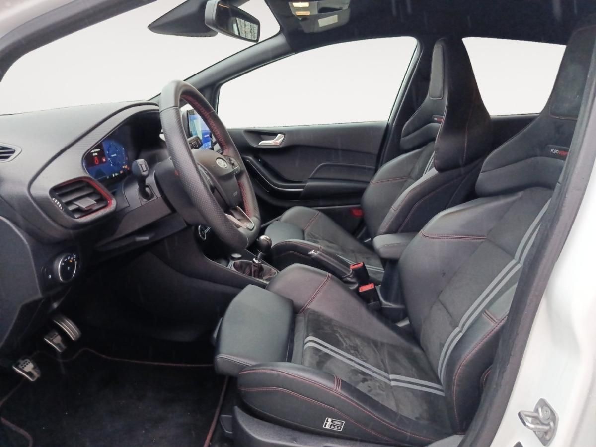ford-fiesta-2022-gasolina-1499cc