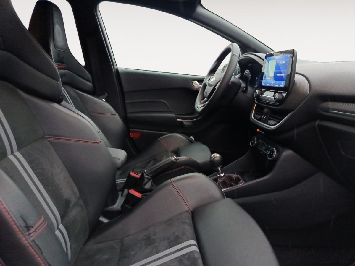 ford-fiesta-2022-gasolina-1499cc