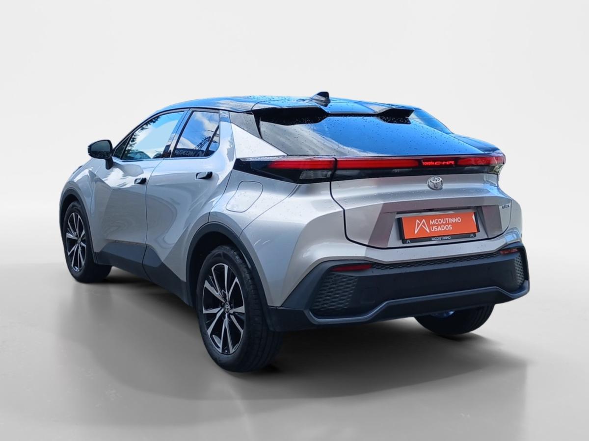 toyota-c-hr-2024-hibrido-a-gasolina-1798cc