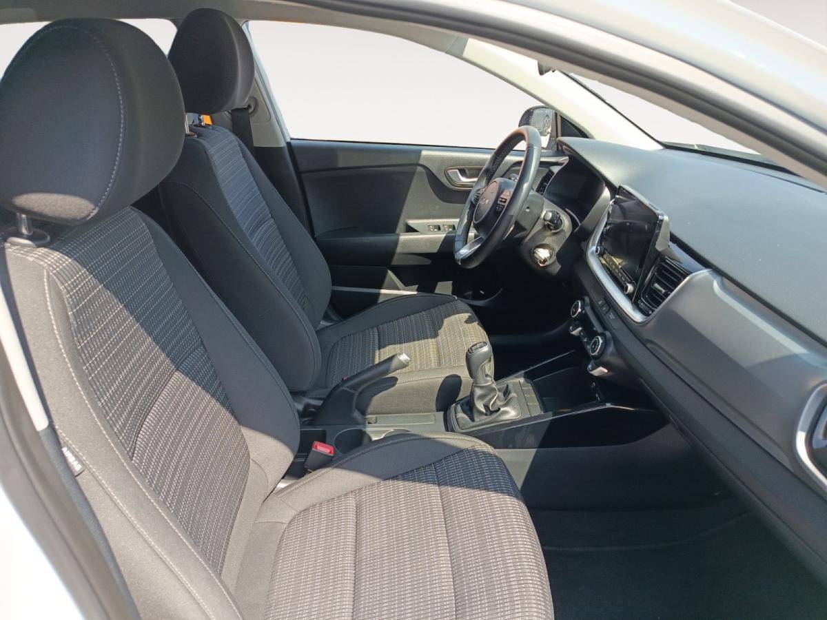 kia-stonic-2025-gasolina-998cc