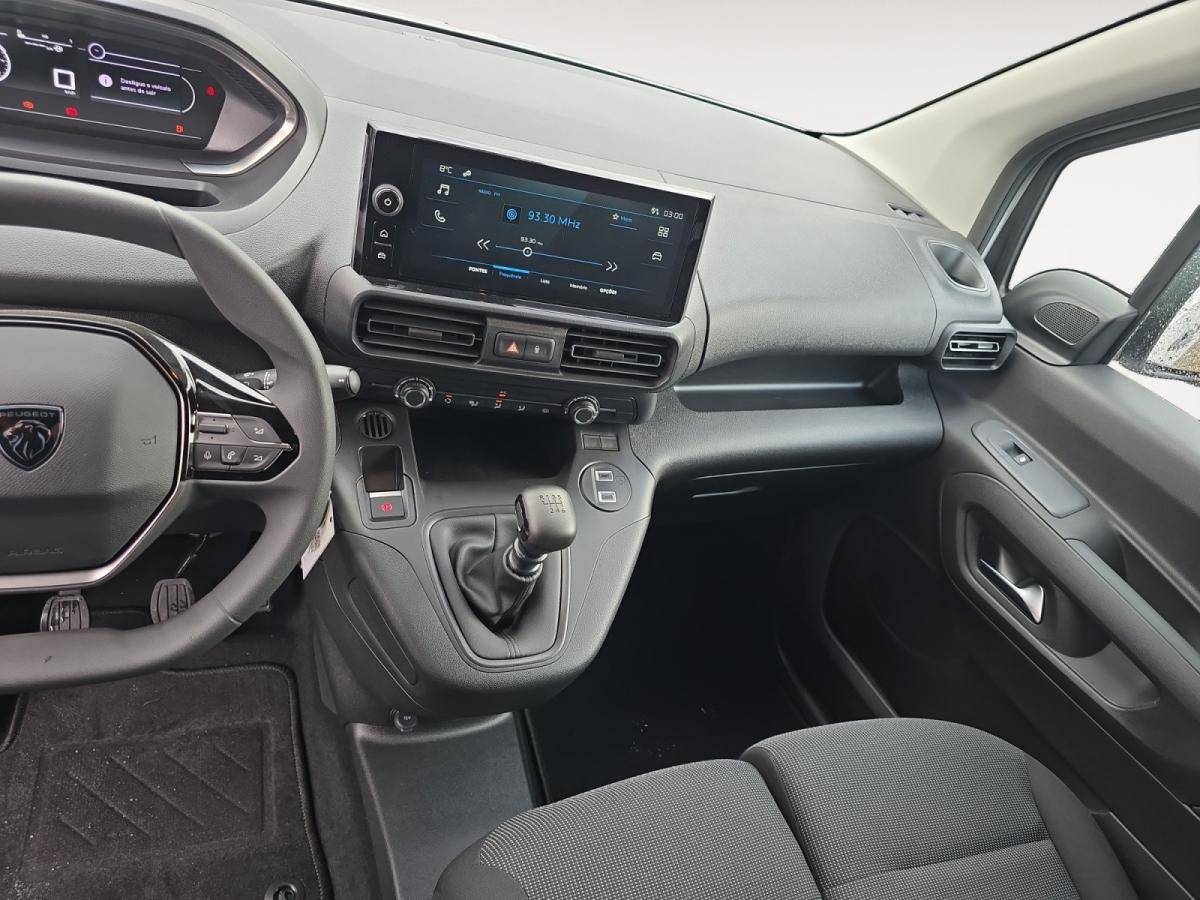 peugeot-partner-2025-diesel-1499cc