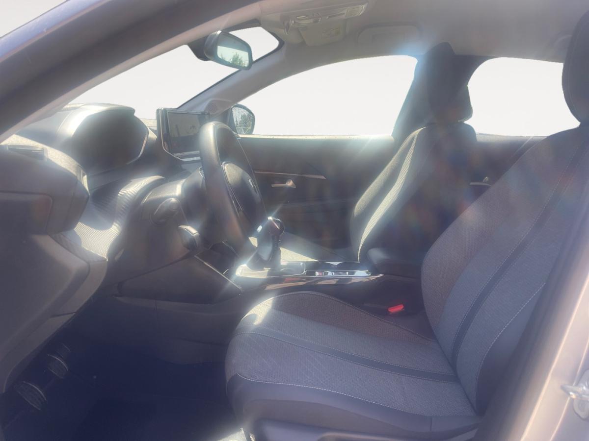 peugeot-208-2025-gasolina-1199cc