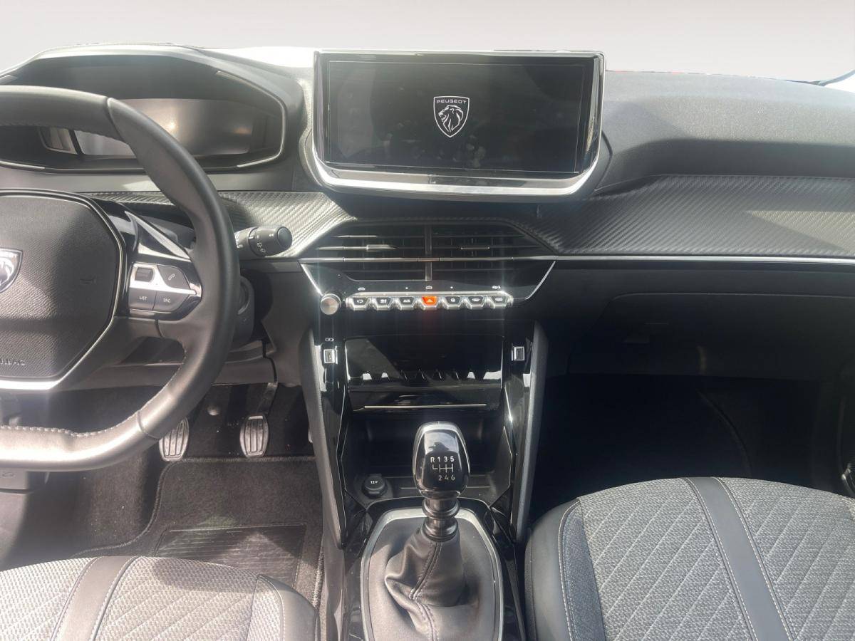 peugeot-208-2025-gasolina-1199cc
