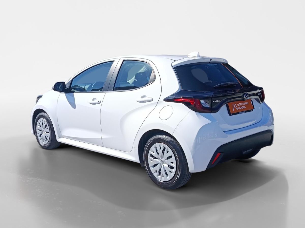 mazda-2-2024-hibrido-a-gasolina-1490cc