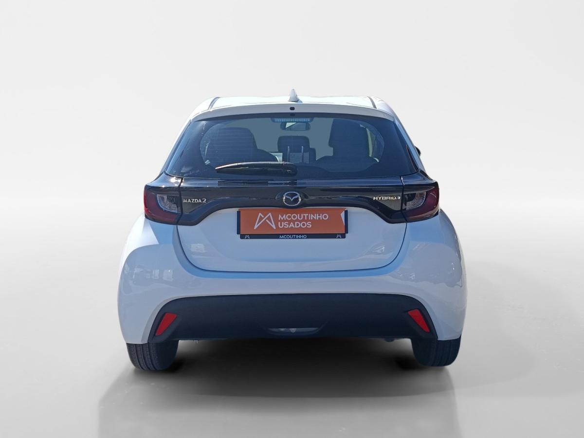mazda-2-2024-hibrido-a-gasolina-1490cc