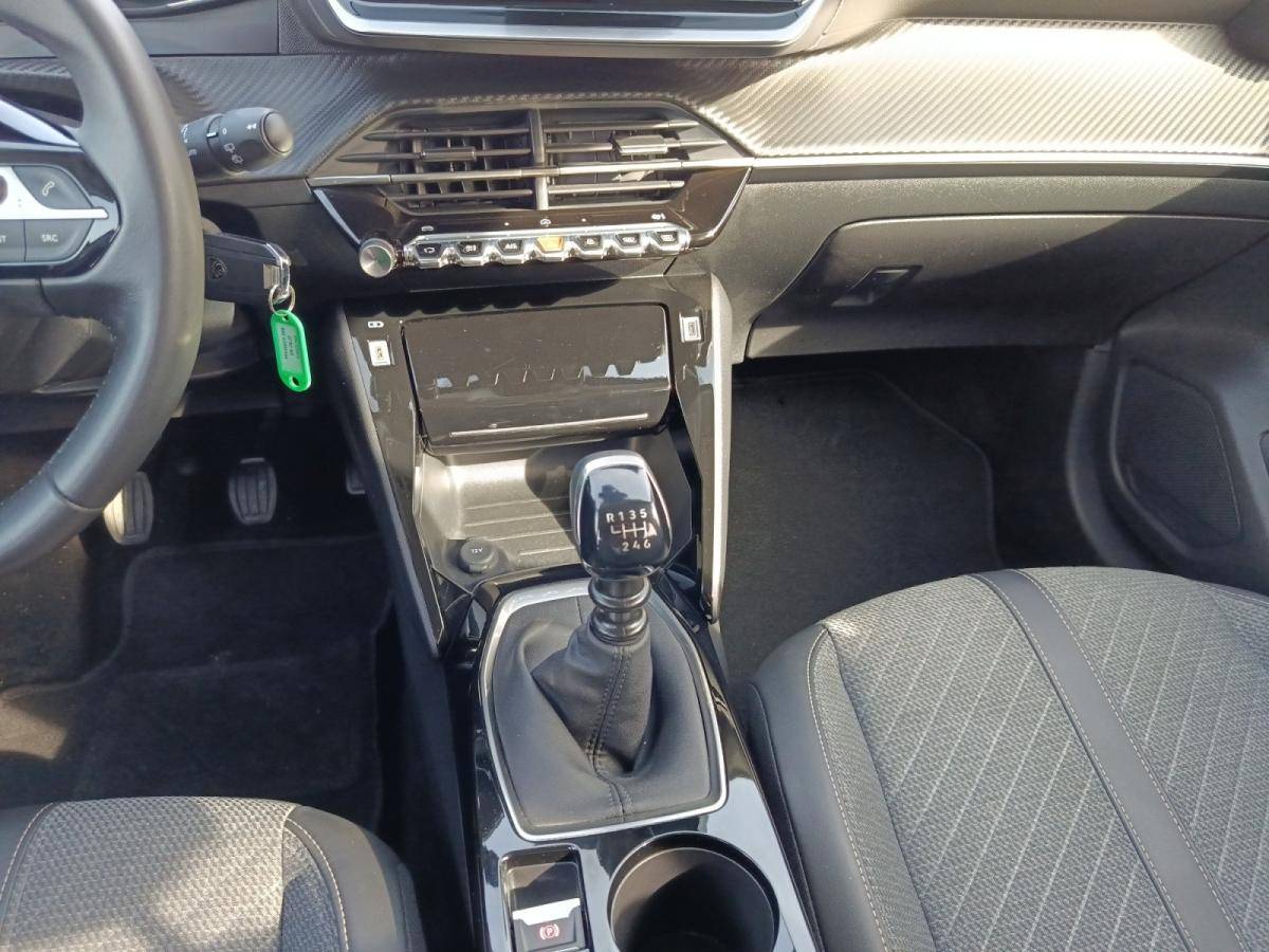 peugeot-208-2025-gasolina-1199cc
