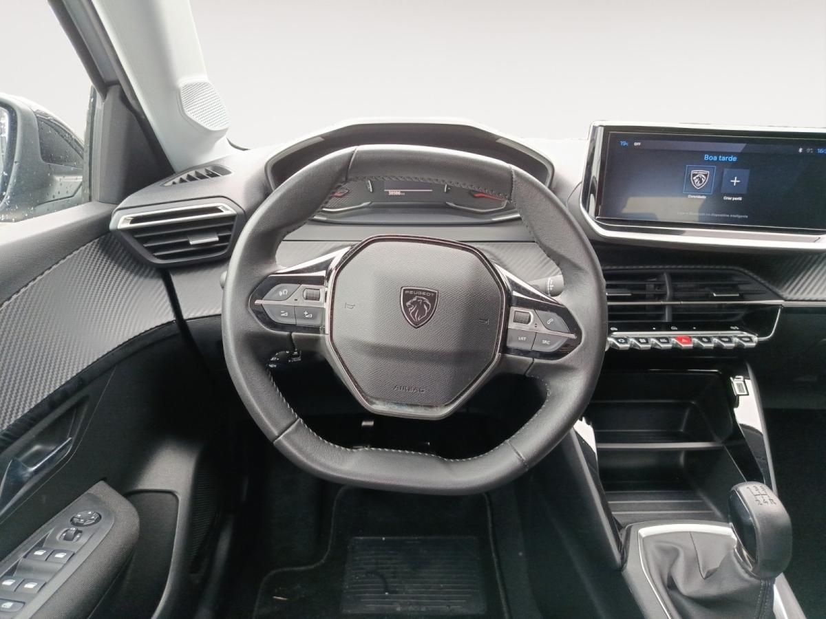 peugeot-208-2024-gasolina-1199cc