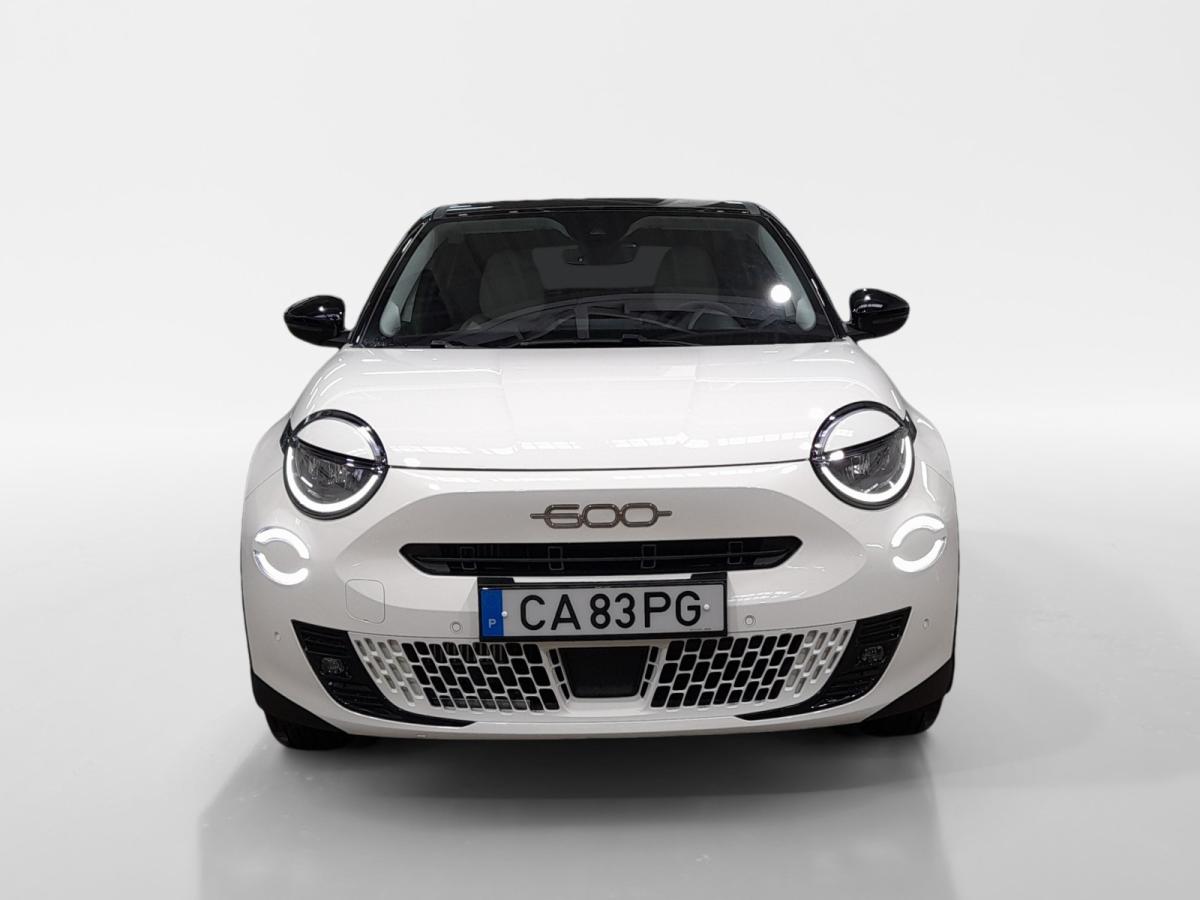 fiat-600-2025-hibrido-a-gasolina-1199cc