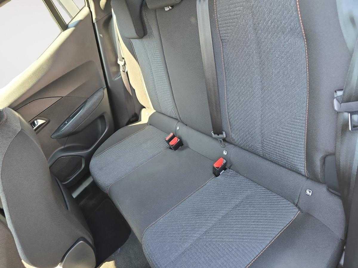 peugeot-2008-2025-gasolina-1199cc