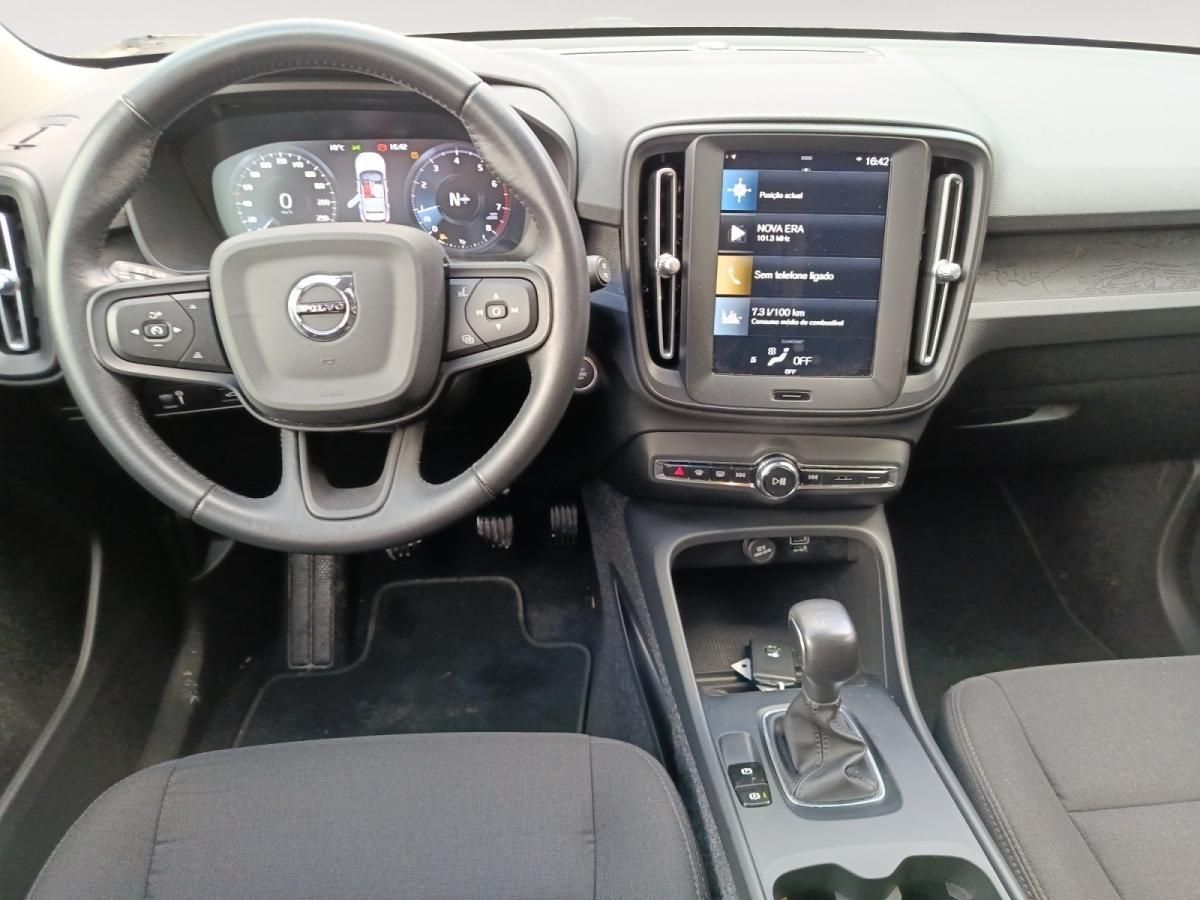 volvo-xc40-2021-gasolina-1477cc