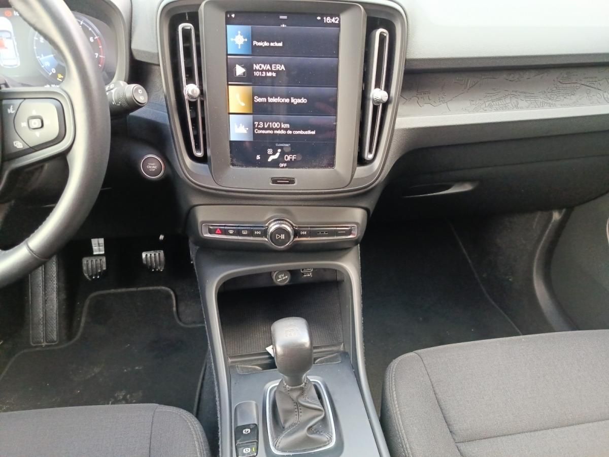 volvo-xc40-2021-gasolina-1477cc