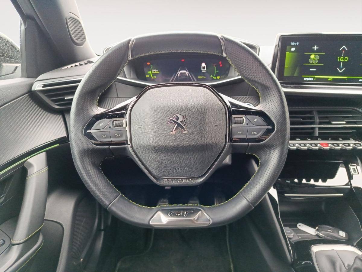 peugeot-2008-2021-gasolina-1199cc