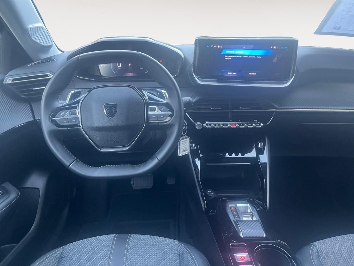 peugeot-208-2025-gasolina-1199cc
