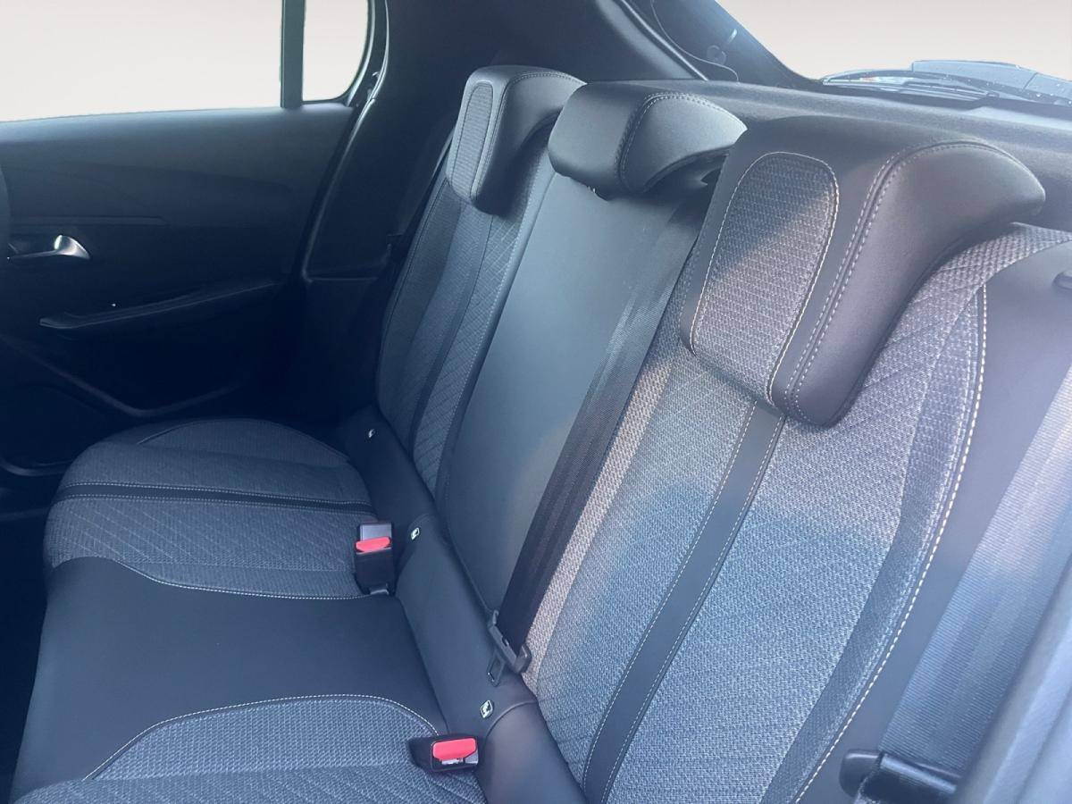 peugeot-208-2025-gasolina-1199cc