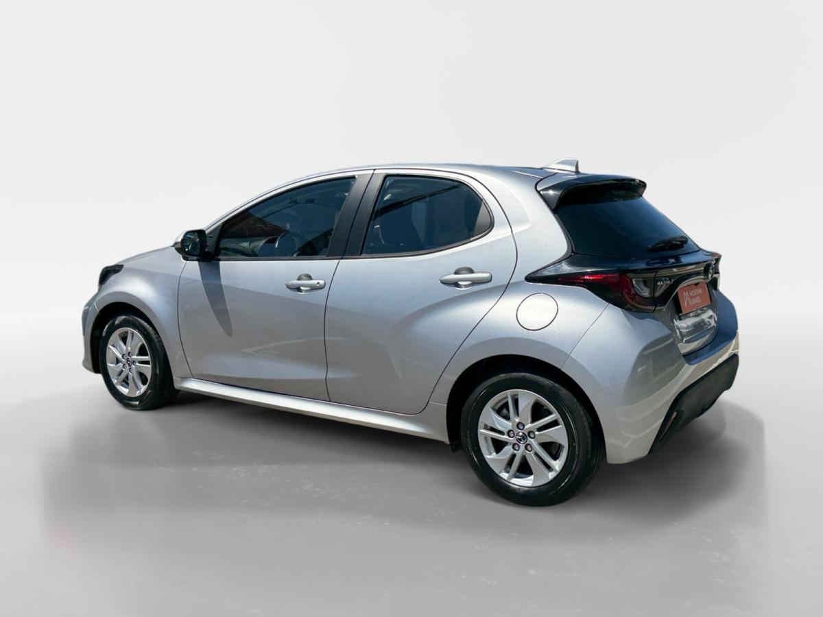 mazda-2-2023-hibrido-a-gasolina-1490cc