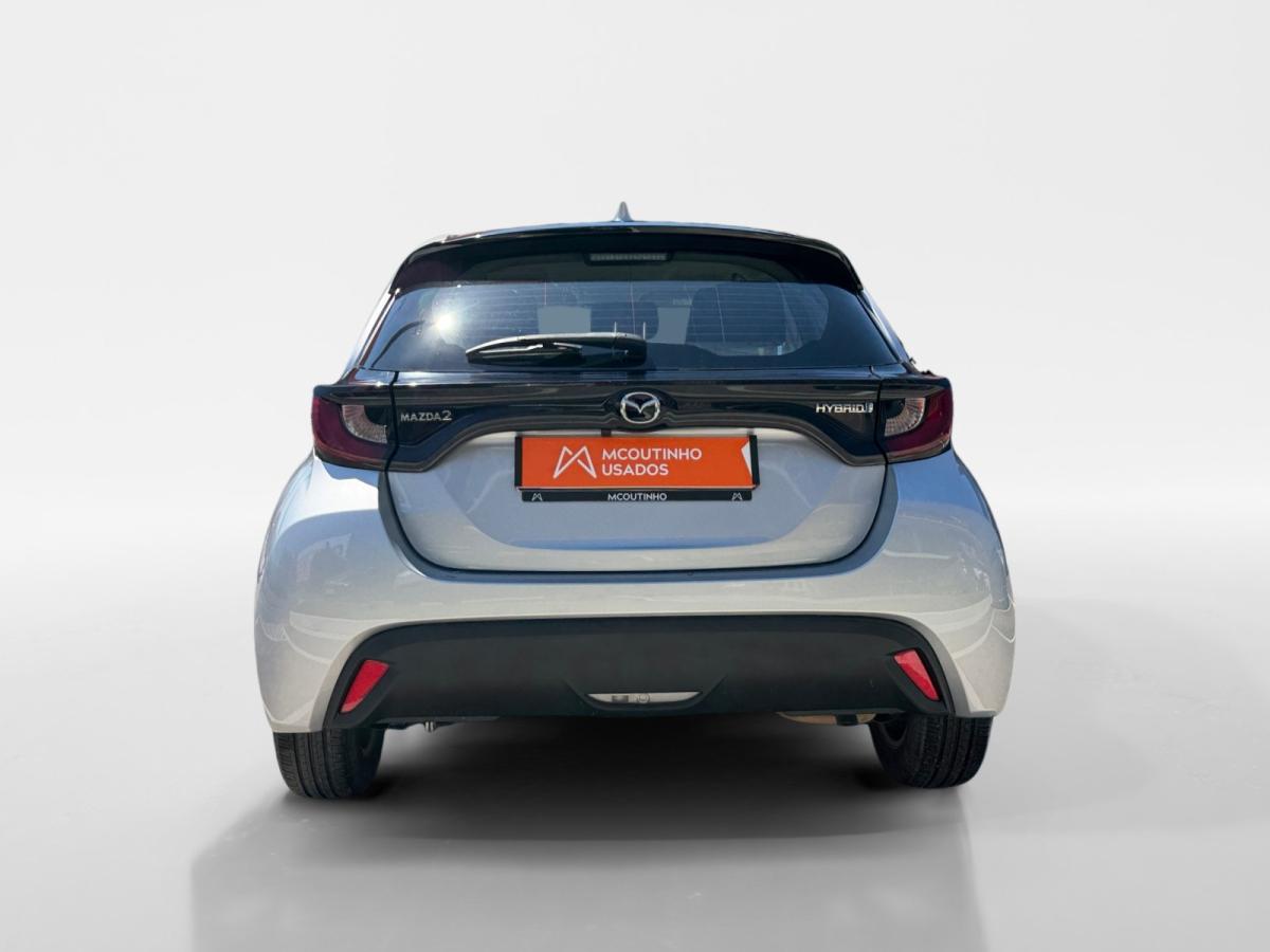mazda-2-2023-hibrido-a-gasolina-1490cc