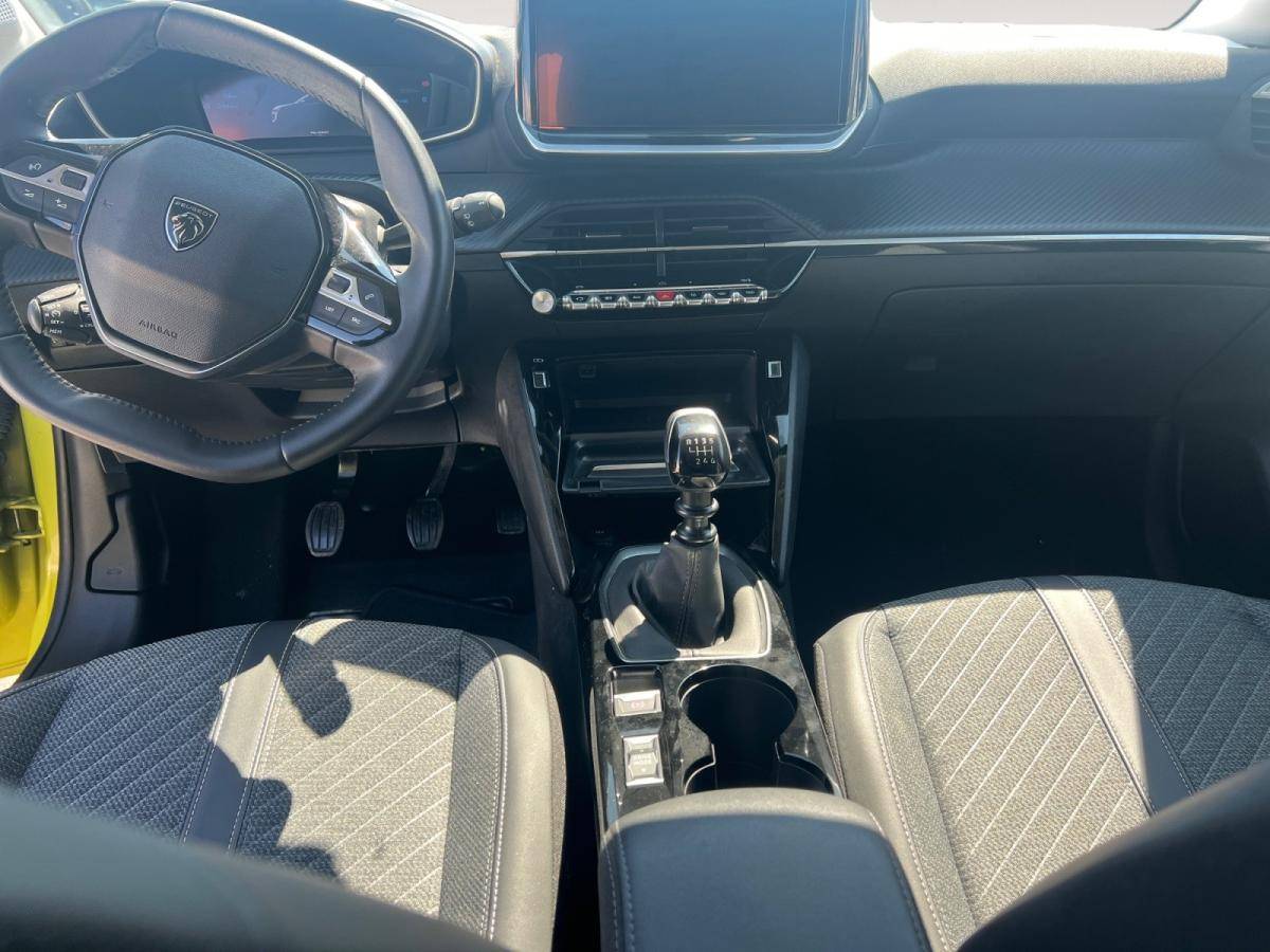 peugeot-208-2025-gasolina-1199cc