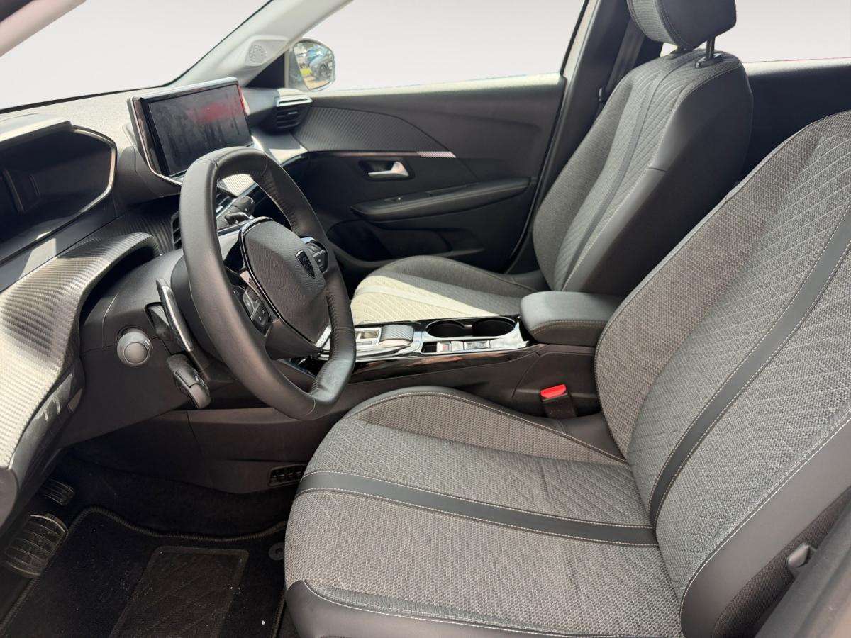 peugeot-208-2025-hibrido-a-gasolina-1199cc