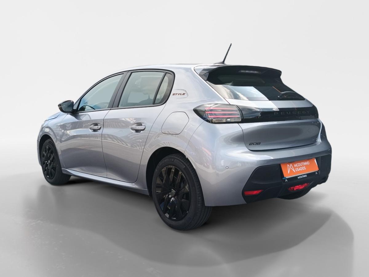 peugeot-208-2025-gasolina-1199cc