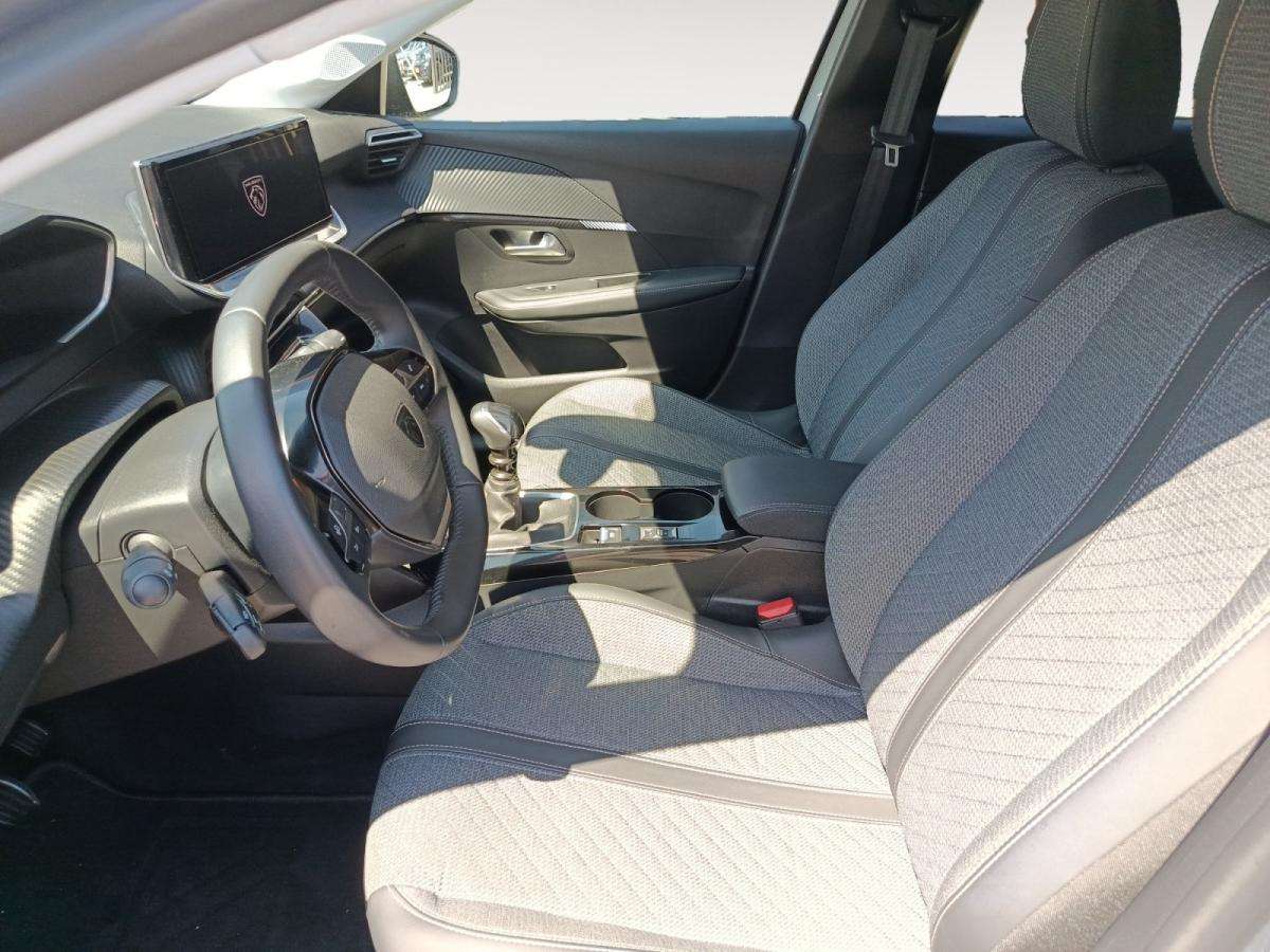 peugeot-208-2025-gasolina-1199cc