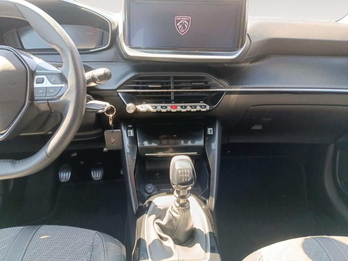 peugeot-208-2025-gasolina-1199cc