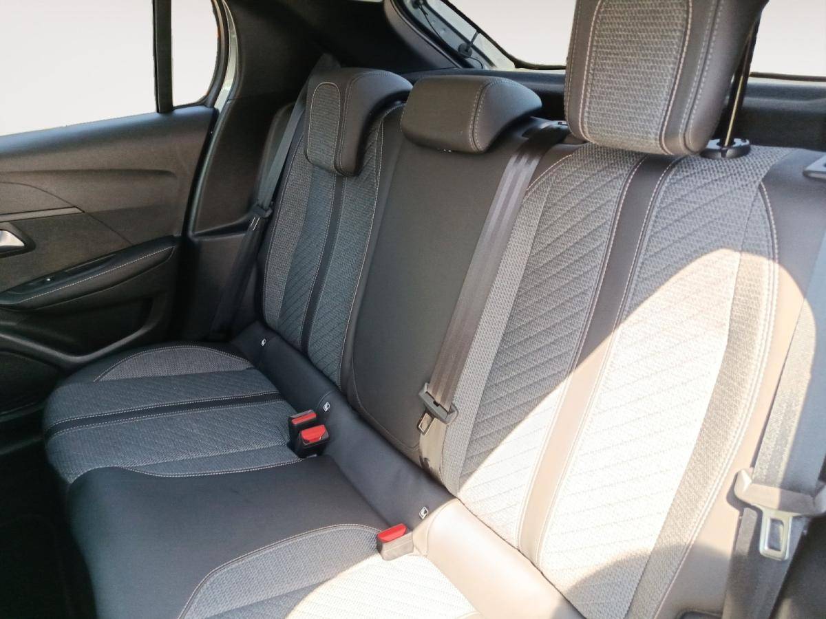 peugeot-208-2025-gasolina-1199cc