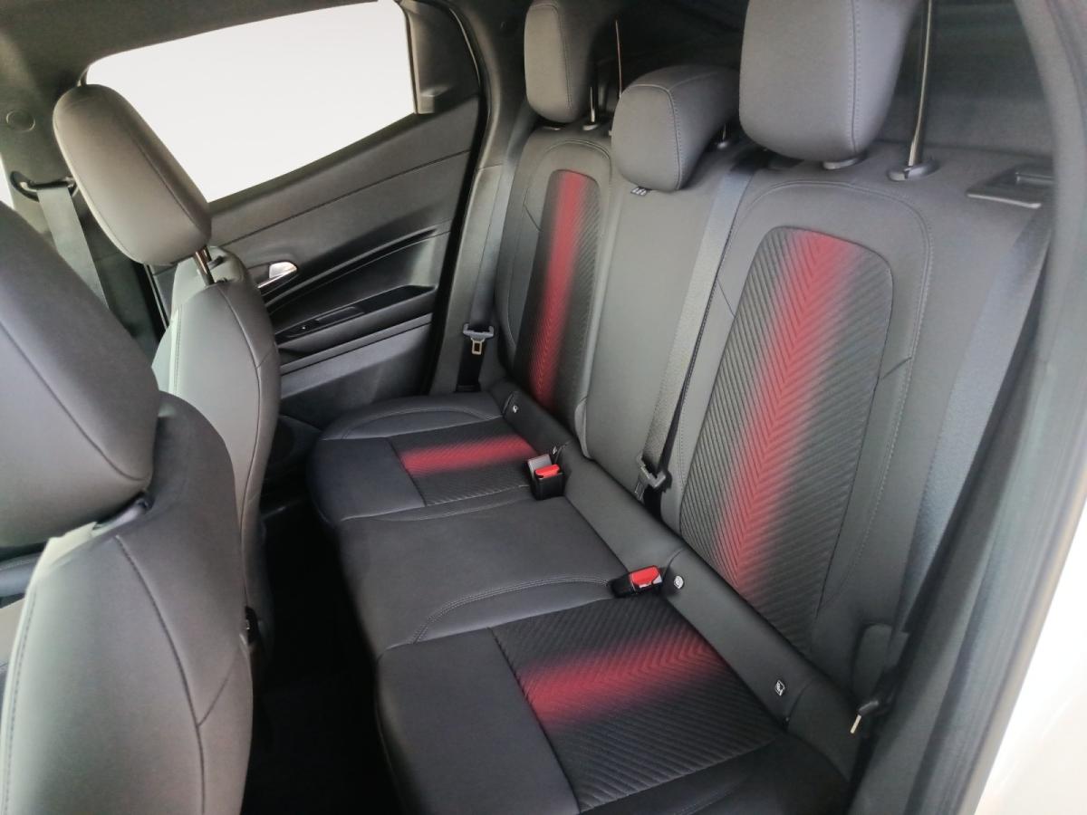 alfa-romeo-junior-2025-hibrido-a-gasolina-1199cc