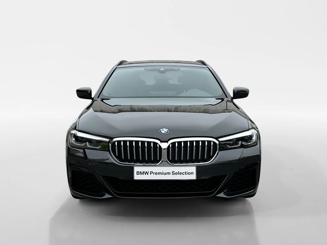 bmw-serie-5-2023-diesel-1995cc