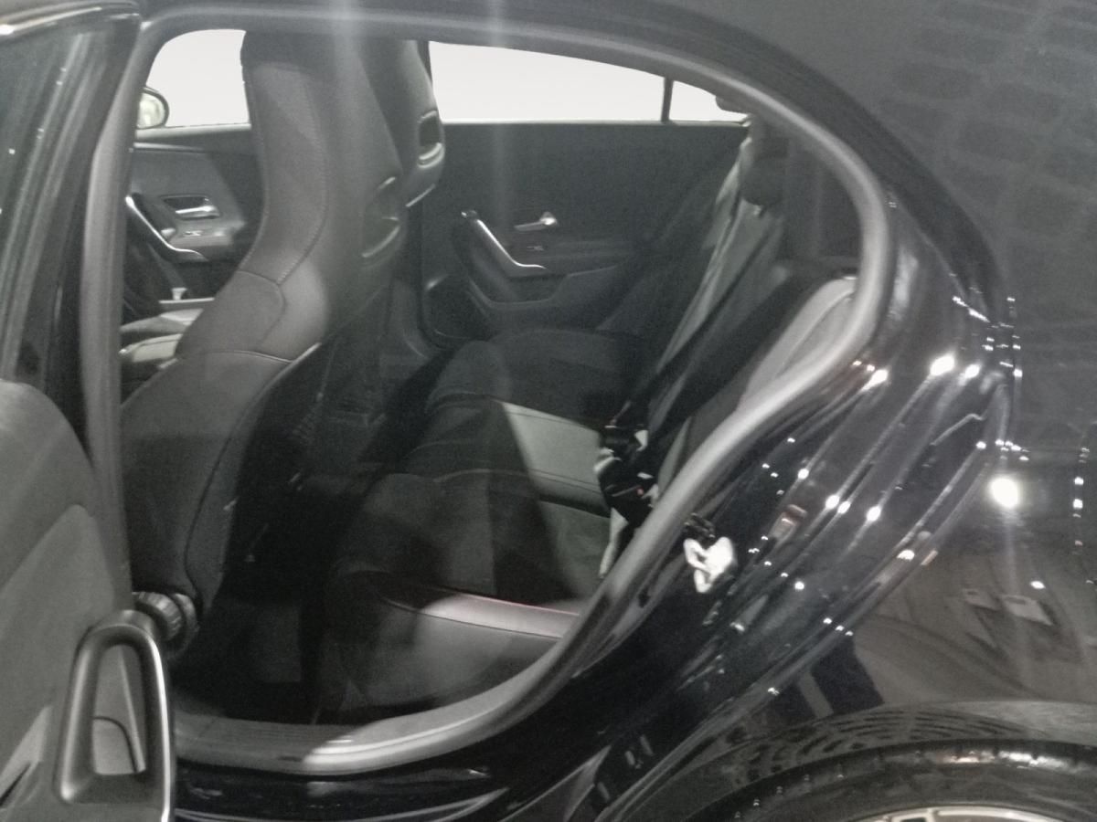mercedes-benz-classe-a-2024-gasolina-1332cc