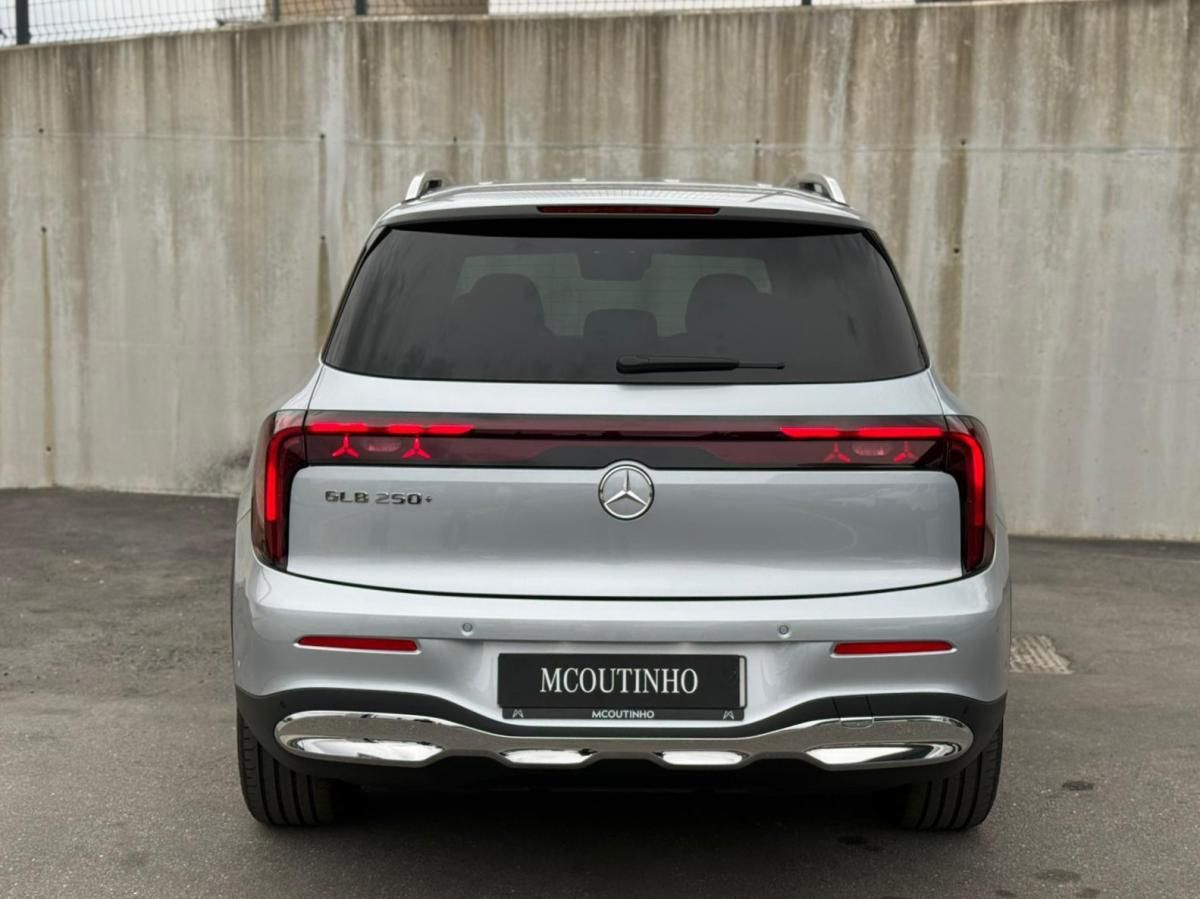 mercedes-benz-glb-2026-eletrico-500cc