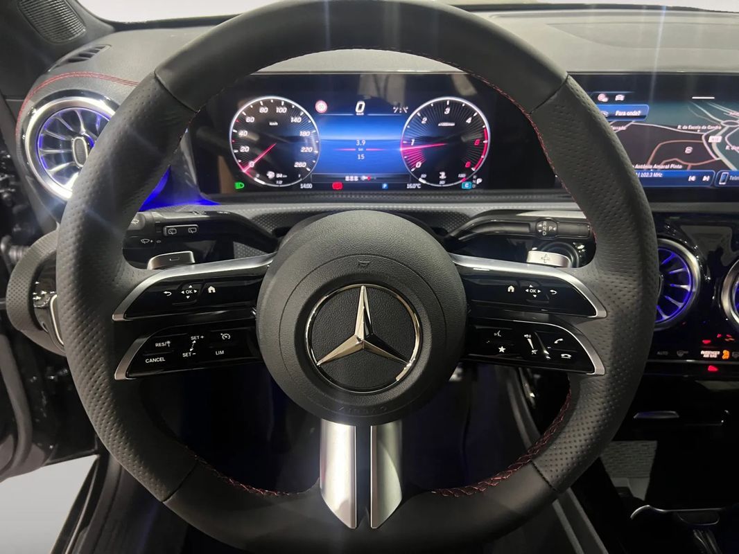 mercedes-benz-cla-2025-diesel-1950cc