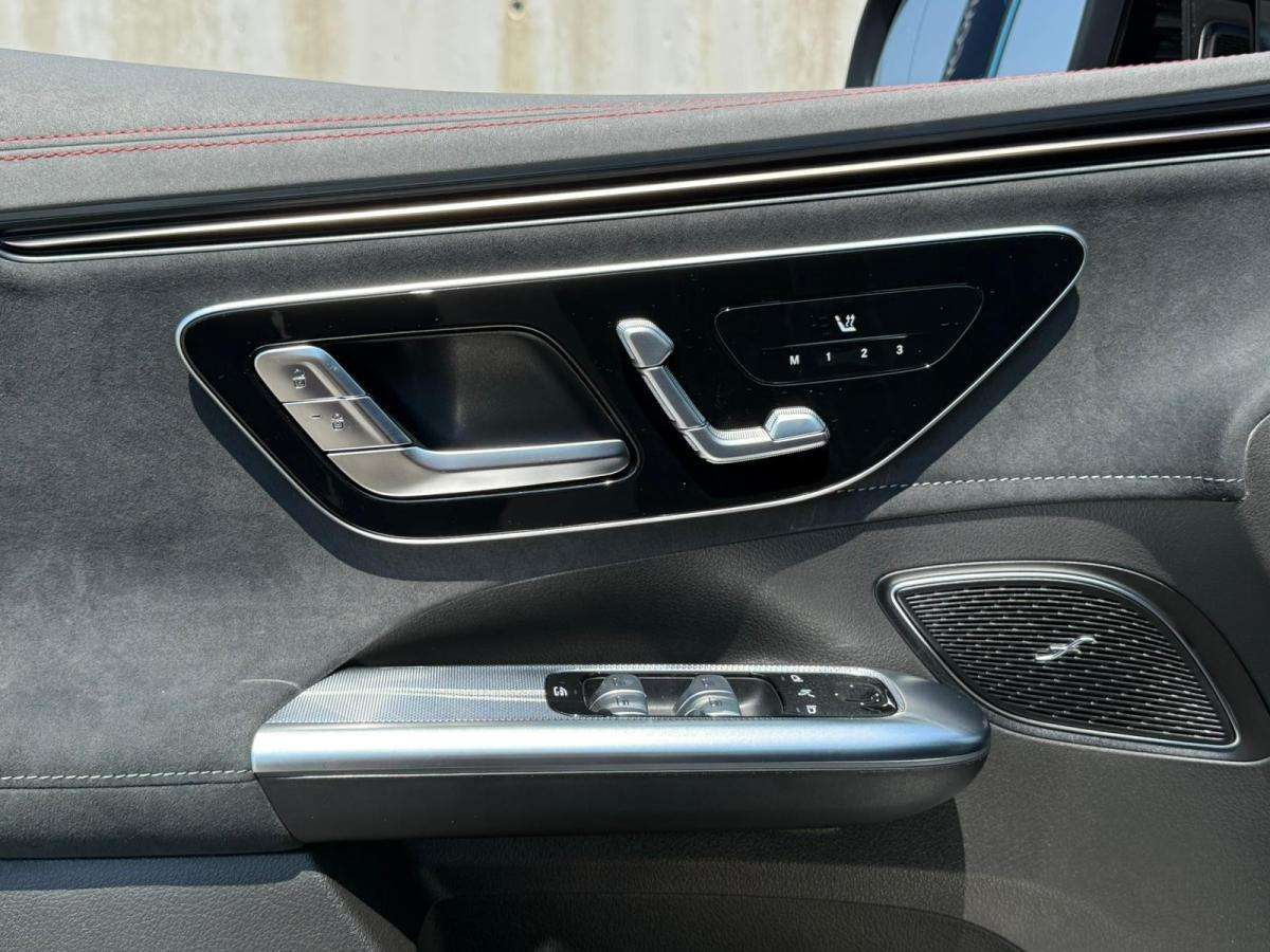 mercedes-benz-eqe-2026-eletrico-500cc