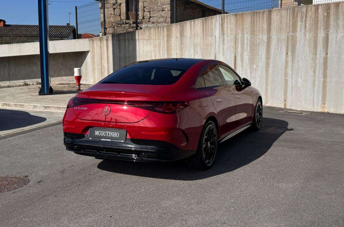 mercedes-benz-cla-2026-eletrico-500cc