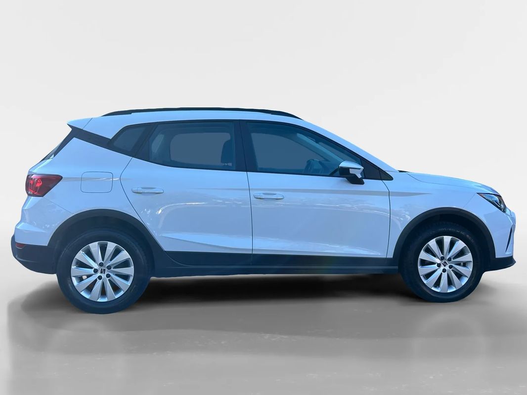 seat-arona-2023-gasolina-999cc