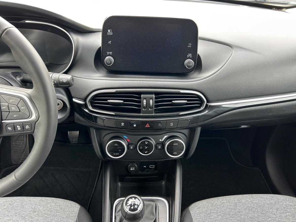 fiat-tipo-2024-gasolina-999cc