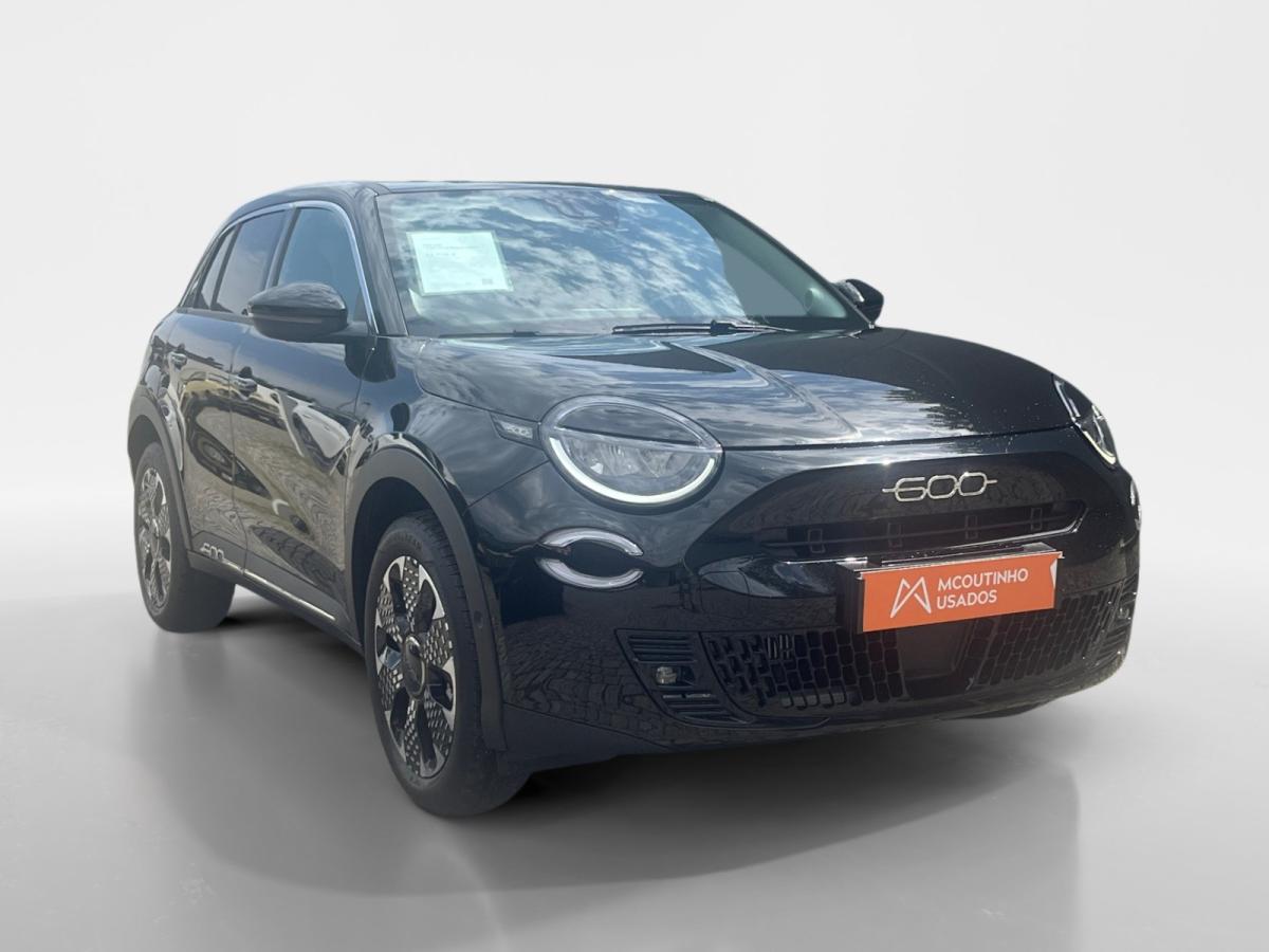 fiat-600-2024-gasolina-1199cc