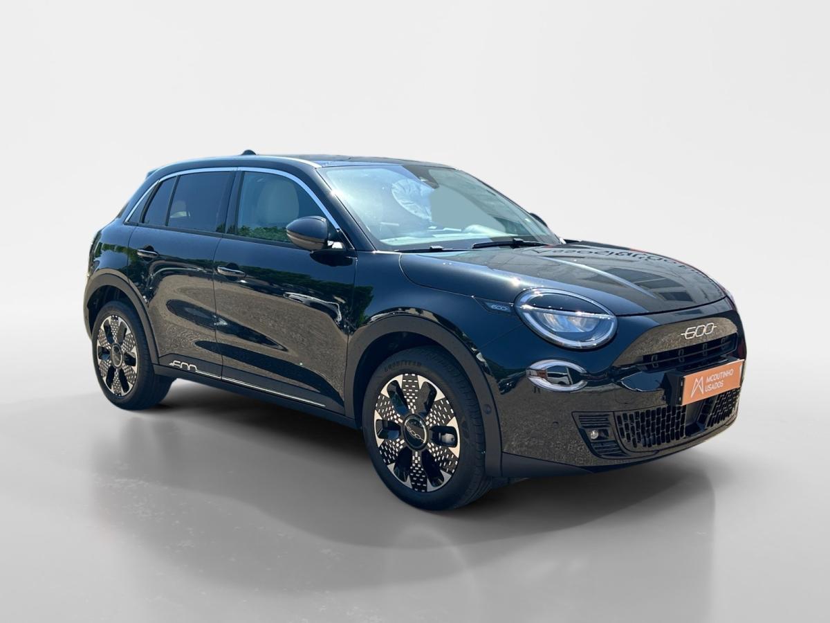 fiat-600-2024-gasolina-1199cc