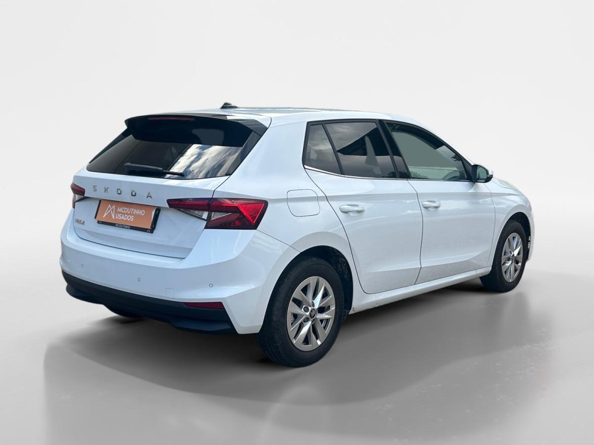skoda-fabia-2025-gasolina-999cc